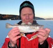 Johnnys vitling var 5 gram större än hans frus!